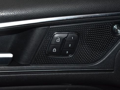 Used 2022 Ford Edge Titanium w/ Equipment Group 301A image 5