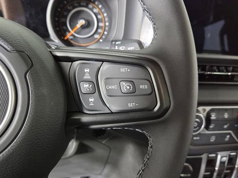 New 2026 Jeep Gladiator Rubicon w/ Safety Group AWD/4WD image 14