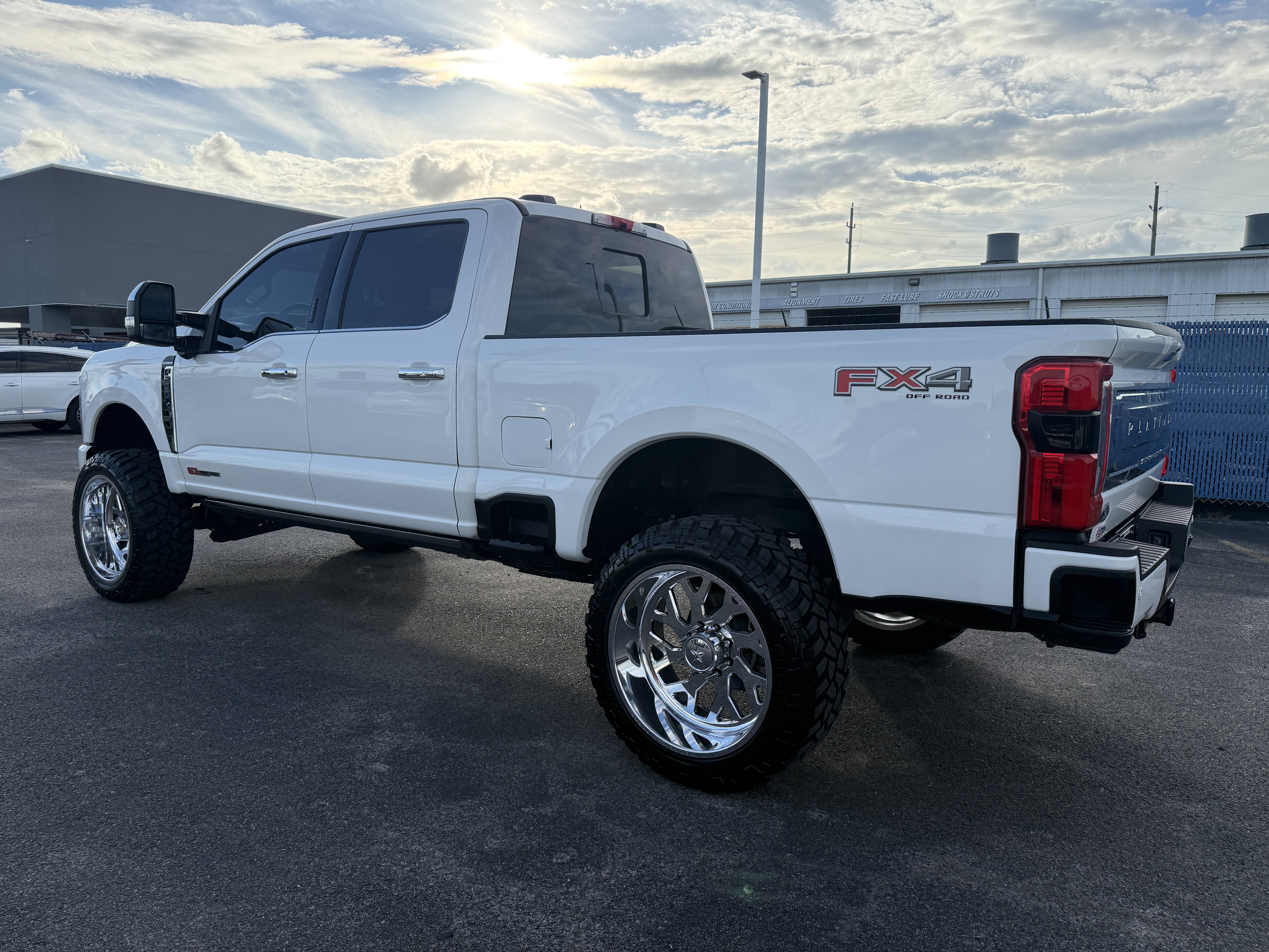 Used 2024 Ford F250 Platinum AWD/4WD image 6