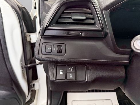 Used 2019 Honda Insight EX image 25