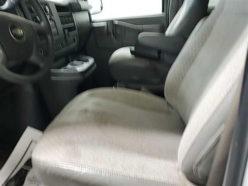 Used 2020 Chevrolet Express 3500 LT w/ LT Preferred Equipment Group RWD image 6