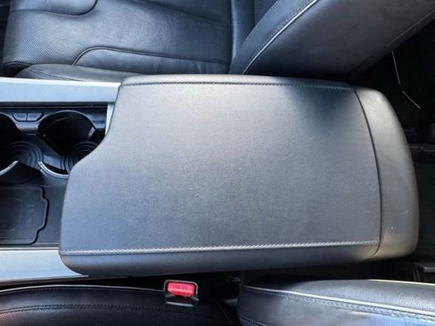 Used 2021 Hyundai Palisade Calligraphy image 25