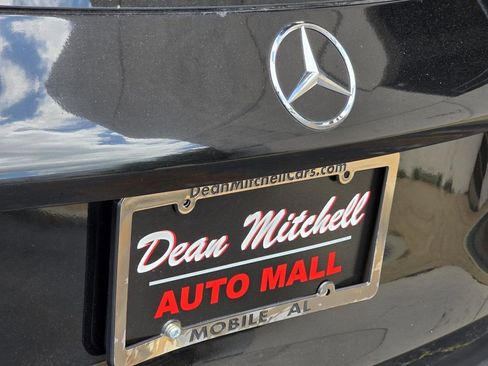 Used 2020 Mercedes-Benz GLC 300 4MATIC image 34