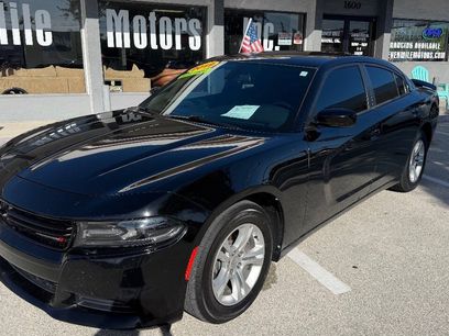 Used 2019 Dodge Charger SXT
