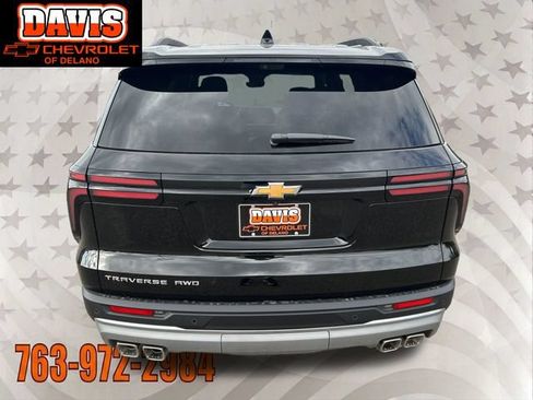 New 2026 Chevrolet Traverse LT w/ Driver Confidence Package AWD/4WD image 6