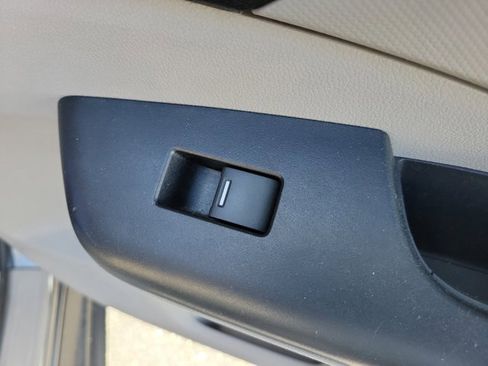 Used 2013 Honda CR-V LX image 12