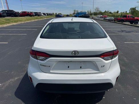 Certified 2024 Toyota Corolla LE FWD image 4