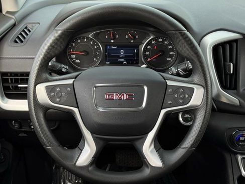 Used 2023 GMC Terrain SLE w/ Driver Convenience Package image 13