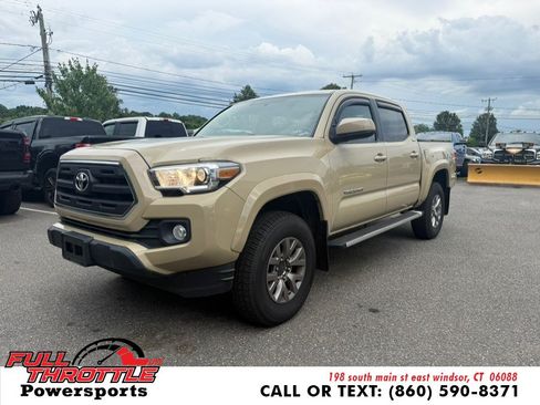 Used 2016 Toyota Tacoma SR5 w/ SR5 Appearance Package (SN) AWD/4WD image 5