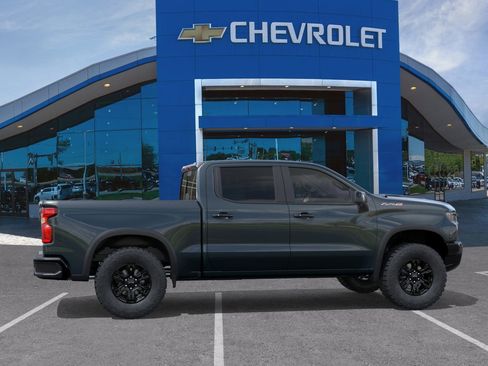 New 2026 Chevrolet Silverado 1500 ZR2 image 5
