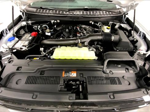 New 2025 Ford Expedition Max Platinum w/ Driver's Package AWD/4WD image 15