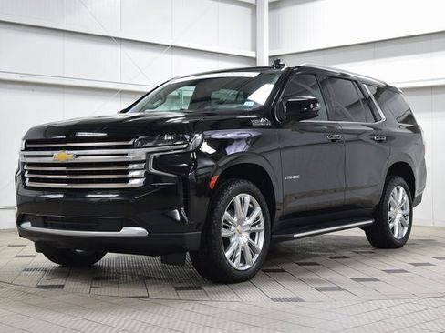 Used 2023 Chevrolet Tahoe High Country image 3