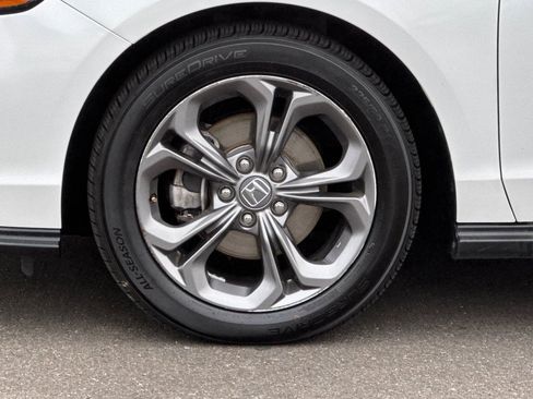 Used 2023 Honda Accord EX image 28