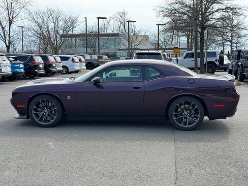 Used 2021 Dodge Challenger R/T Scat Pack w/ Dynamics Package image 9