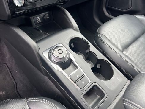 Used 2024 Ford Escape Platinum image 22