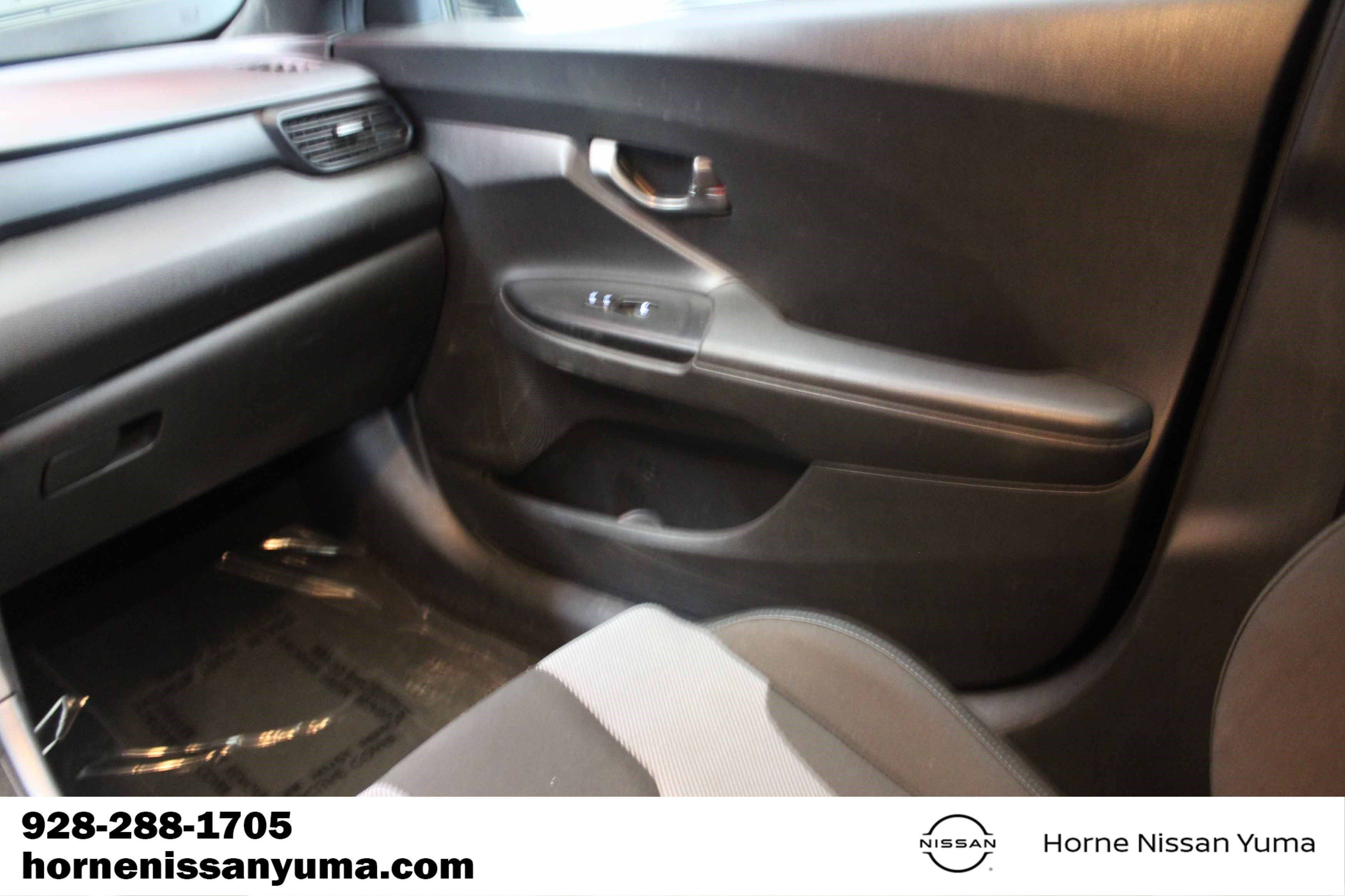 Used 2019 Hyundai Veloster 2.0 FWD image 10