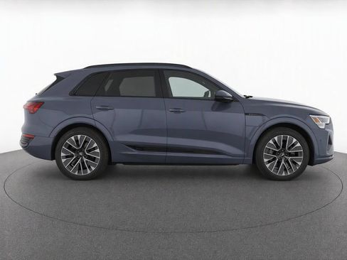 Used 2024 Audi Q8 e-tron Prestige w/ Prestige Package AWD/4WD image 4