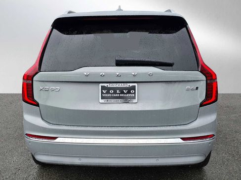New 2026 Volvo XC90 B6 Ultra w/ Protection Package image 4