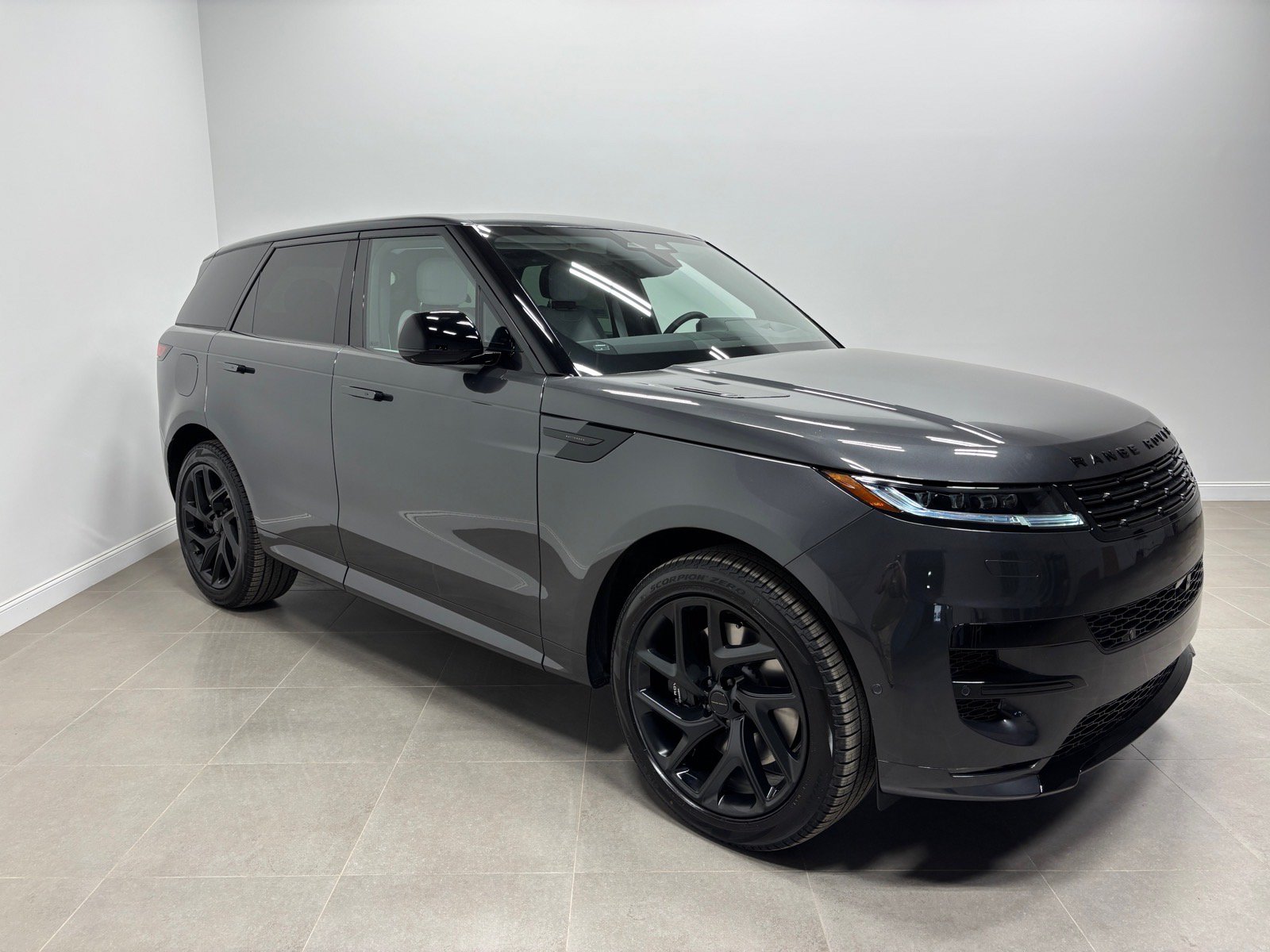New 2027 Land Rover Range Rover Sport Battersea AWD/4WD image 5