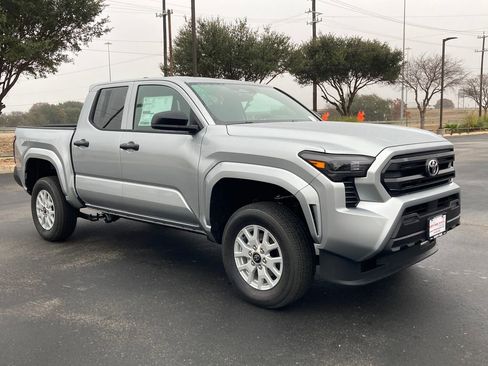 New 2026 Toyota Tacoma SR image 3