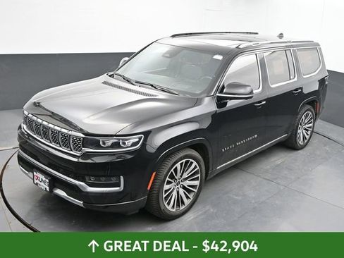 Used 2022 Jeep Grand Wagoneer Series III AWD/4WD image 44