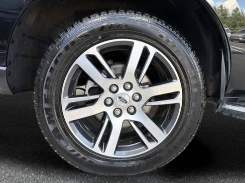Used 2023 Ford Expedition XLT RWD image 24