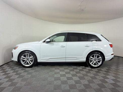 Used 2025 Audi Q7 3.0T Premium Plus w/ Premium Plus Package image 2