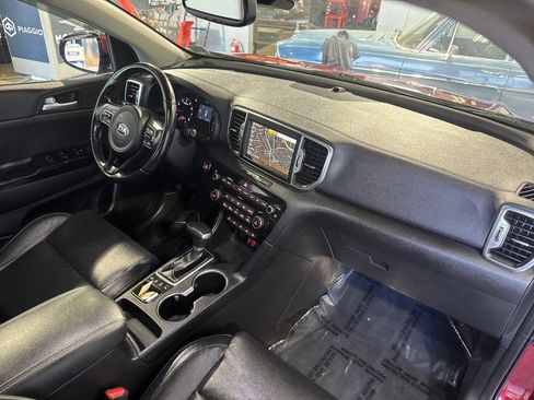 Used 2019 Kia Sportage EX w/ EX Technology Package image 29