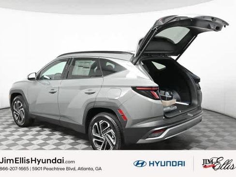 New 2025 Hyundai Tucson Limited image 9