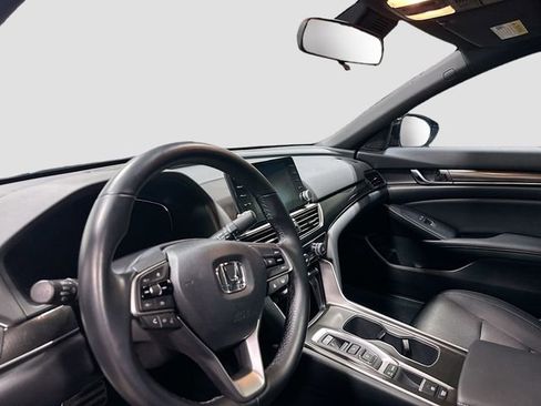Used 2022 Honda Accord Sport image 11