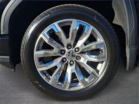 Used 2022 GMC Sierra 1500 Denali w/ Denali Reserve Package image 7