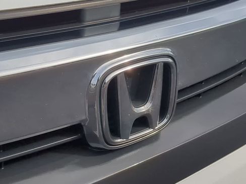 Used 2017 Honda Civic EX-L image 12