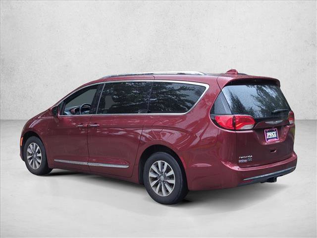 Used 2020 Chrysler Pacifica Touring-L FWD image 7