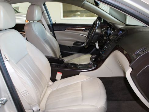 Used 2012 Buick Regal Leather FWD image 24