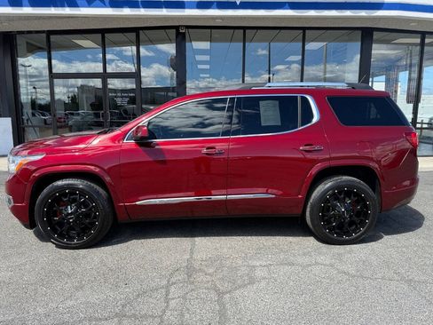 Used 2018 GMC Acadia Denali w/ Technology Package AWD/4WD image 4