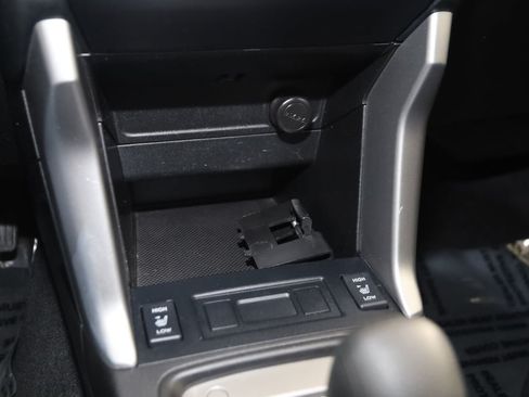 Used 2014 Subaru Forester 2.5i Premium AWD/4WD image 25