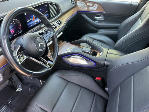 Certified 2025 Mercedes-Benz GLE 350 4MATIC image 4