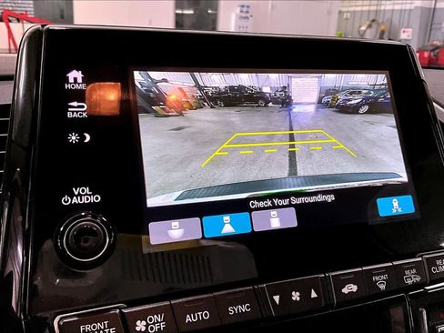 Used 2024 Honda Odyssey EX-L image 26