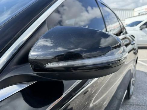 Used 2019 Mercedes-Benz C 300 Sedan image 10