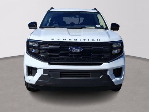 Certified 2025 Ford Expedition Max Active image 2