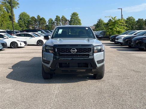 New 2026 Nissan Frontier SV image 9