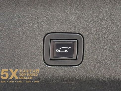 Used 2021 GMC Yukon SLT image 35