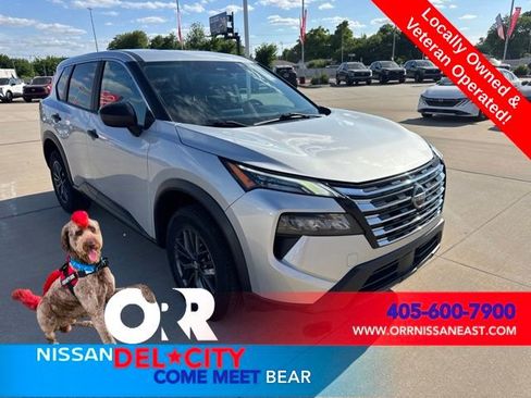 Used 2024 Nissan Rogue S FWD image 7