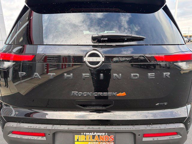 Used 2025 Nissan Pathfinder Rock Creek AWD/4WD image 10