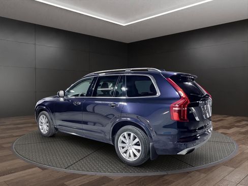 Used 2016 Volvo XC90 T6 Momentum image 6
