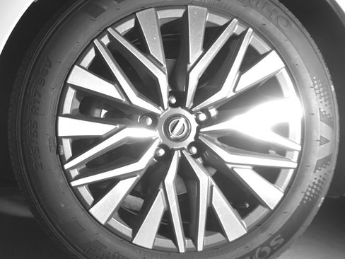 Used 2025 Nissan Altima 2.5 SV image 12