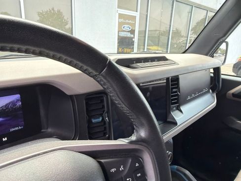 Used 2022 Ford Bronco Wildtrak AWD/4WD image 7
