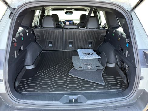 New 2026 Subaru Outback Limited image 17
