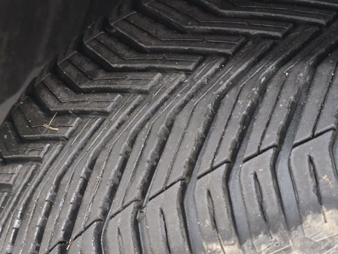 Used 2019 Lexus ES 300h w/ Accessory Package 2 image 9