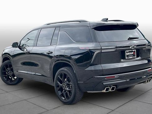 Used 2025 Chevrolet Traverse RS w/ LPO, Floor Liner Package FWD image 12